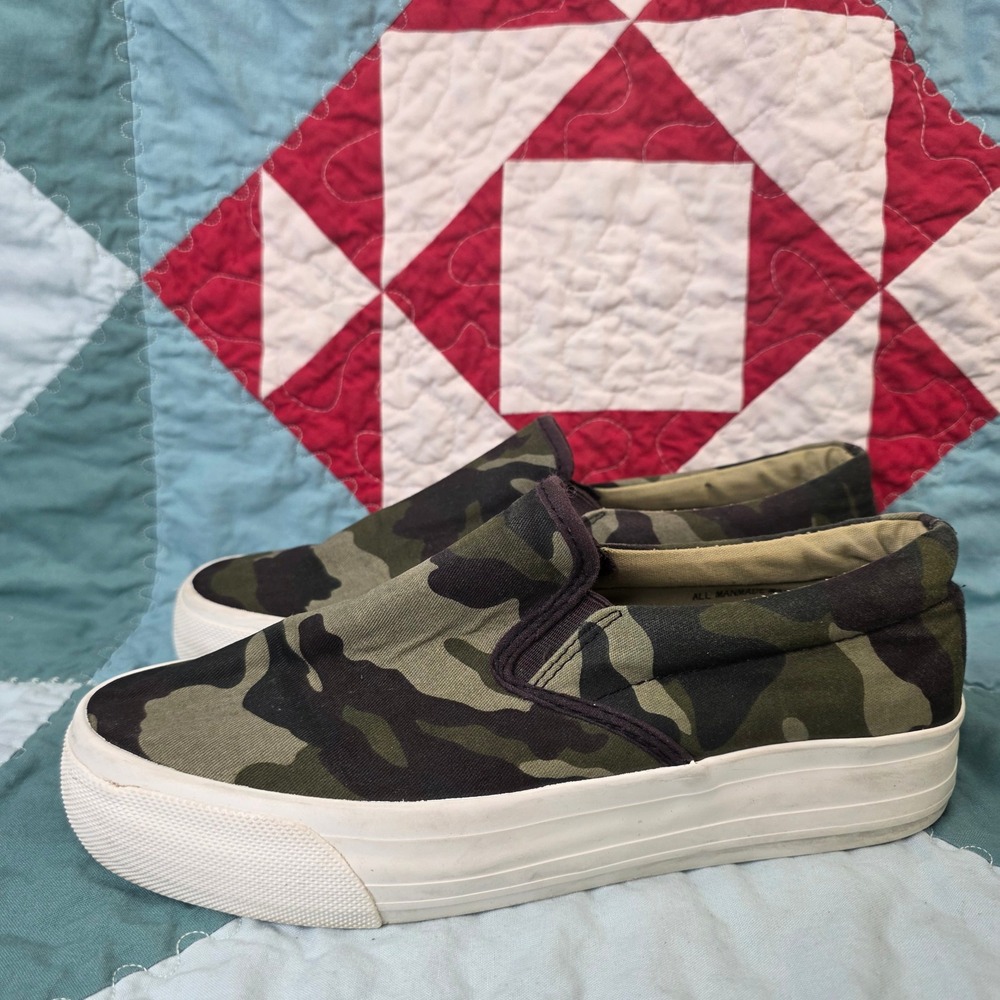 Restricted Womens Camo Platform Slip On Sneakers Size 8 Green Brown